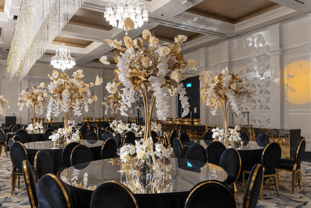Moyses Weddings: Chic reception at Fairmont Hotel Windsor