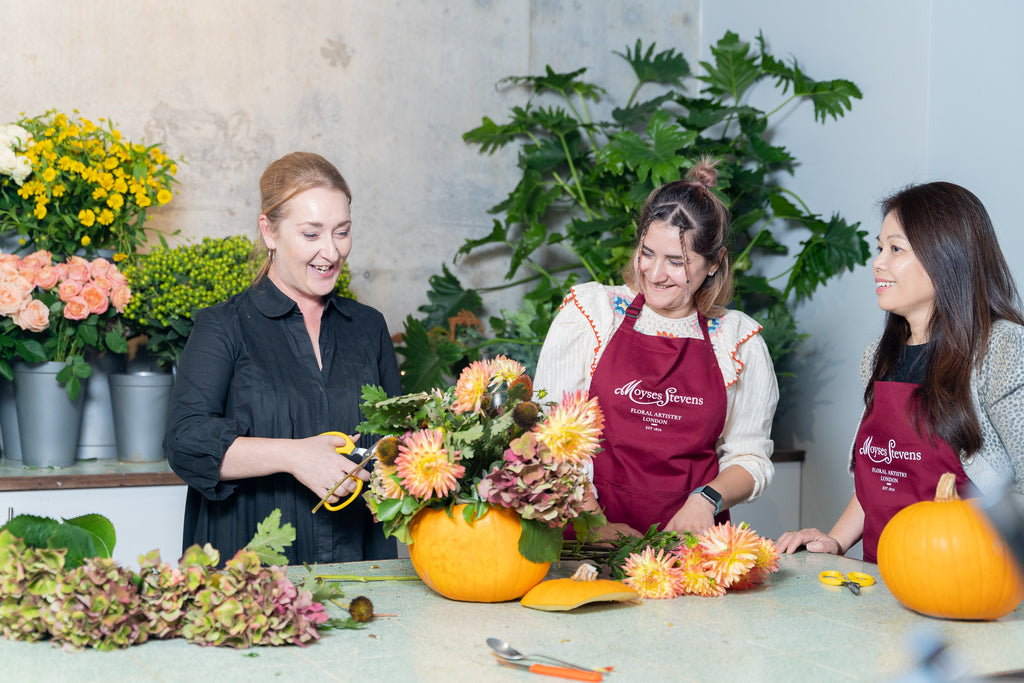 Halloween Special – Floral Pumpkin Centrepiece